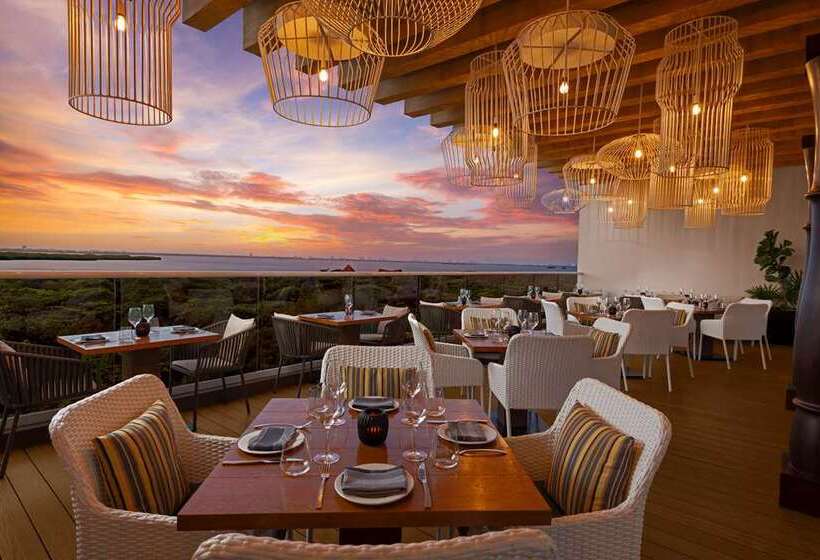 منتجع Hilton Cancun Mar Caribe