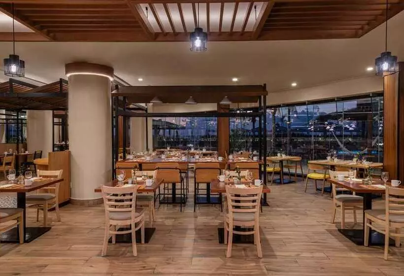 リゾートホテル Hilton Cancun Mar Caribe