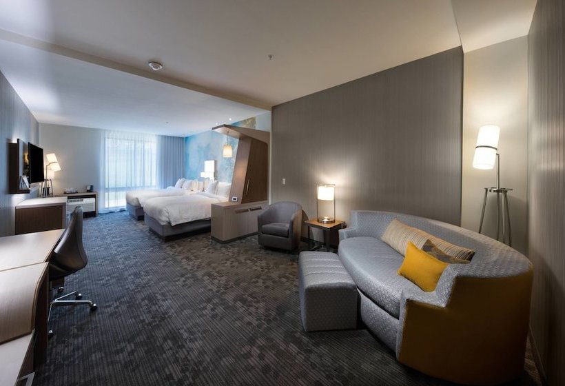 Courtyard By Marriott Russellville