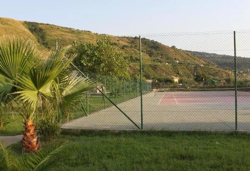 Hotelli Baia Di Zambrone