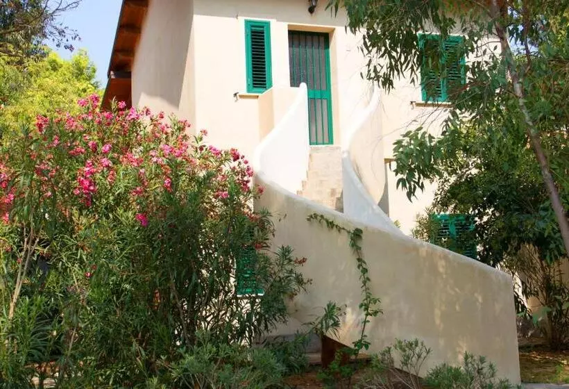 Hotelli Baia Di Zambrone