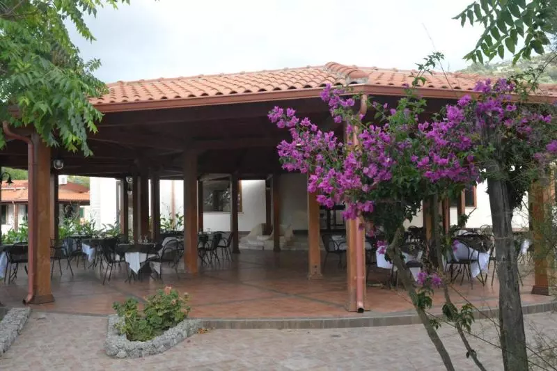 Hotelli Baia Di Zambrone