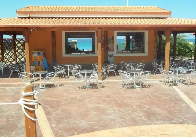 Hotelli Baia Di Zambrone