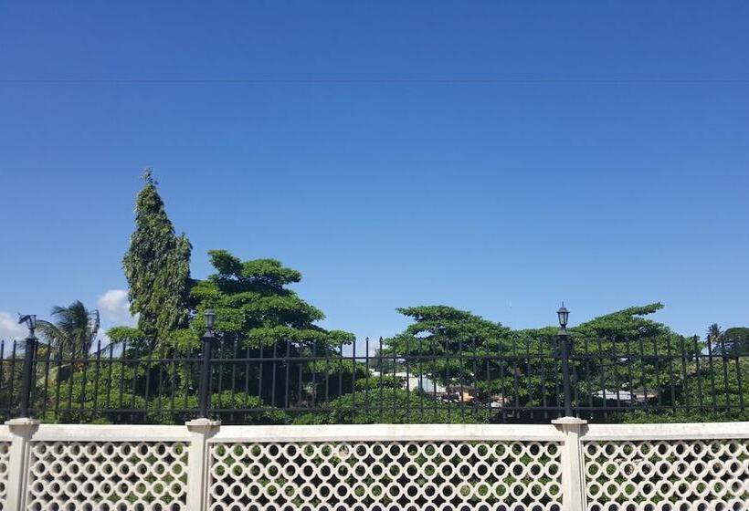 تختخواب و صبحانه Executive