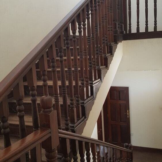 تختخواب و صبحانه Executive