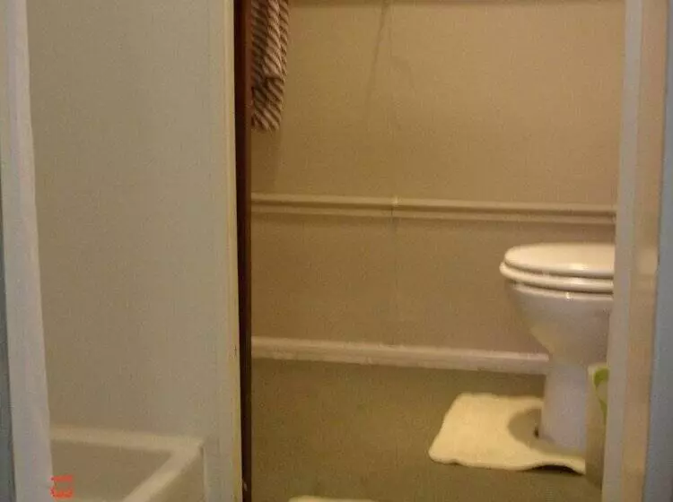 Broxbourne Riverside Chalets