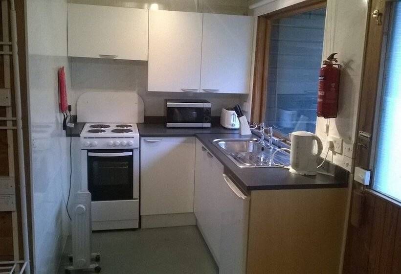 Broxbourne Riverside Chalets