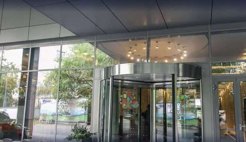 Garden Embassy Hotel Moscow