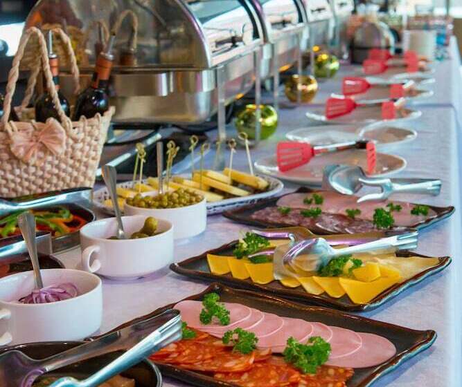 Garden Embassy Hotel Moscow