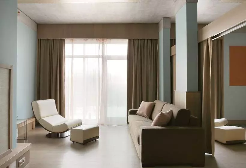 Garden Embassy Hotel Moscow