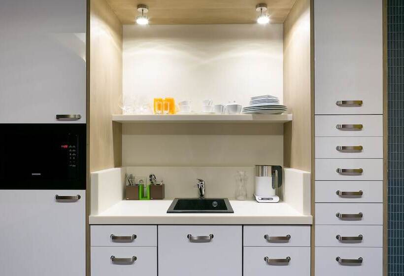 Garden Embassy Hotel Moscow