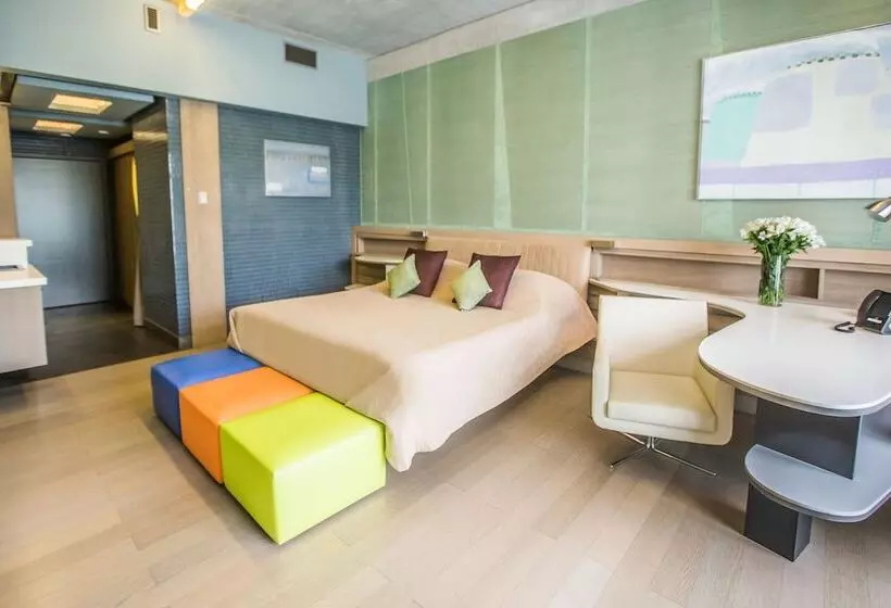 Garden Embassy Hotel Moscow