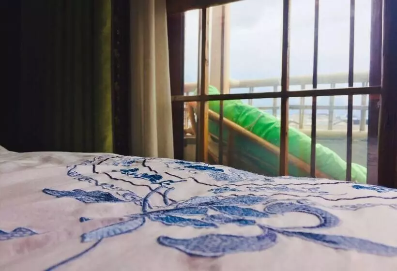 ホテル Dielianhua Vega Inn Zhangjiajie