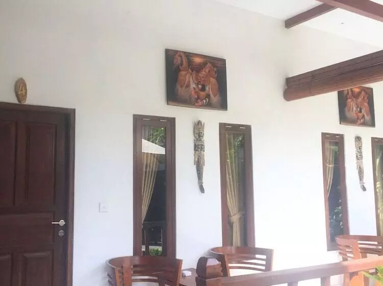 هتل Isola D'oro Lembongan