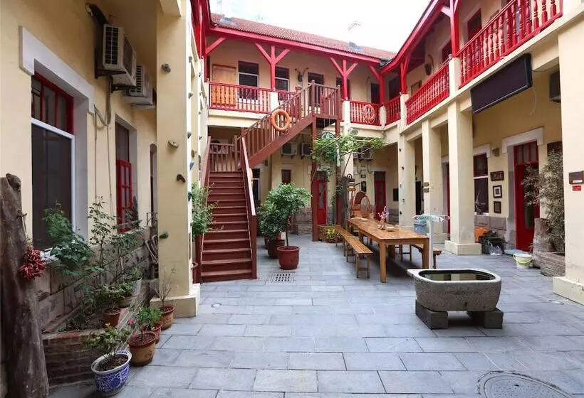 هتل Qingdao Wheat Youth Hostel