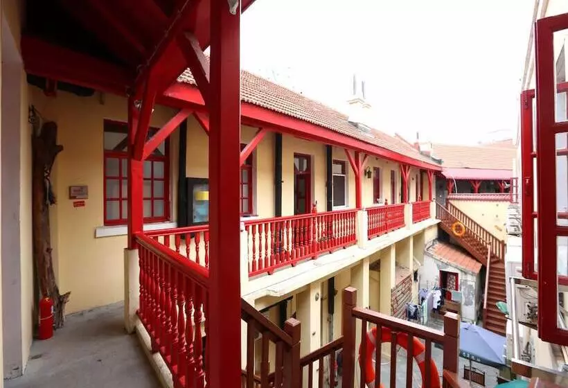 هتل Qingdao Wheat Youth Hostel