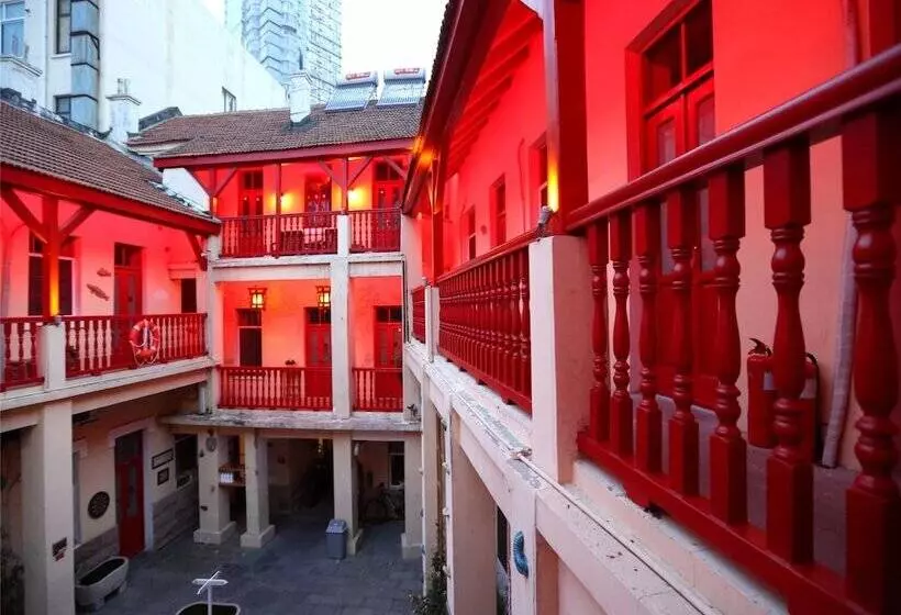 هتل Qingdao Wheat Youth Hostel