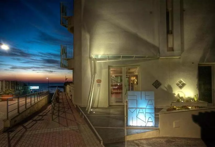 ホテル Stella Marina