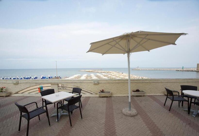 酒店 Stella Marina