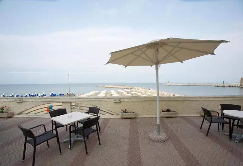 ホテル Stella Marina