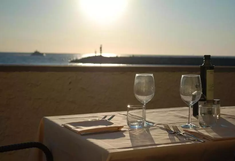 ホテル Stella Marina