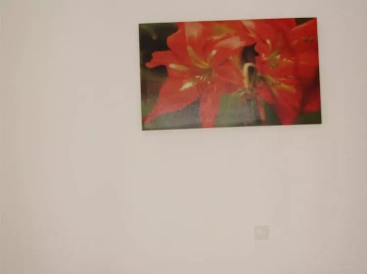 هتل Tarsanas Beach