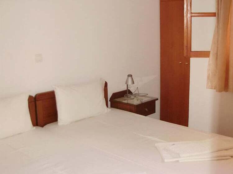 هتل Tarsanas Beach