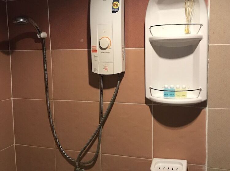 Hotel The Little Mermaid Guesthouse & Restaurant