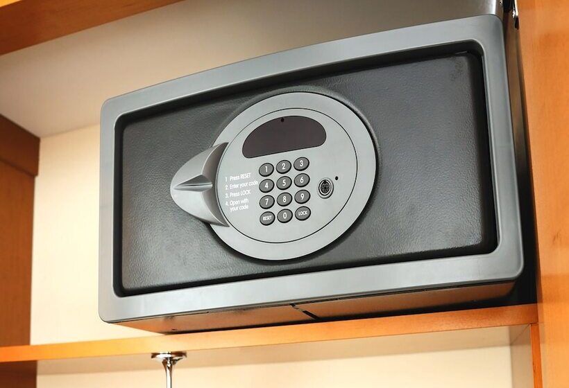 Hotel The Little Mermaid Guesthouse & Restaurant