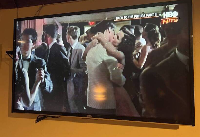 Hotel The Little Mermaid Guesthouse & Restaurant