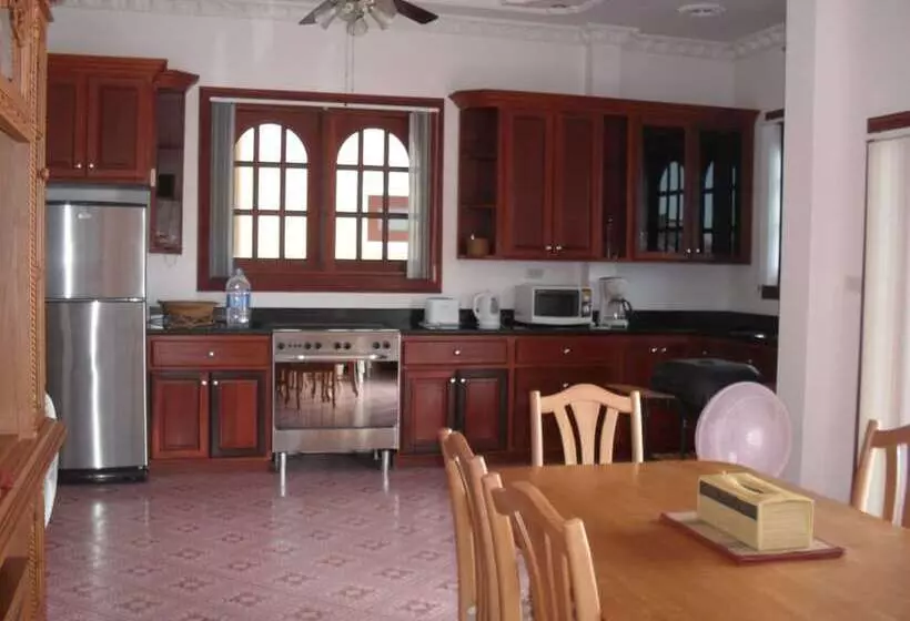 Majestic Villas Phuket