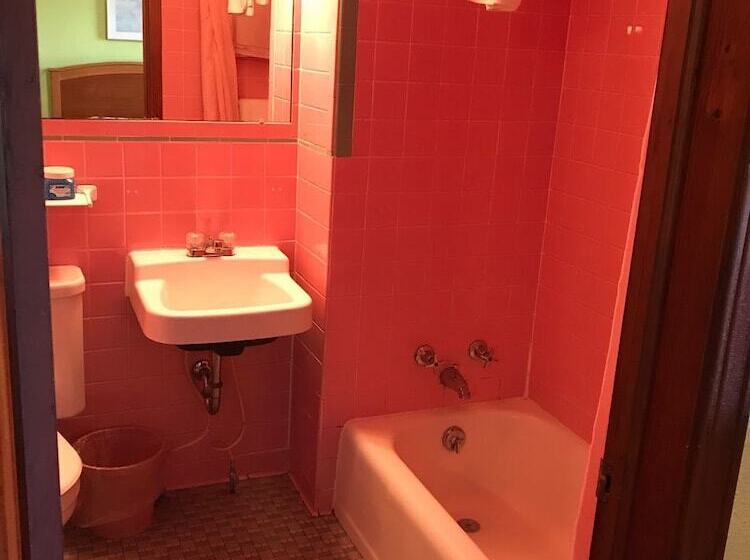 فندق على الطريق Scottish Inns