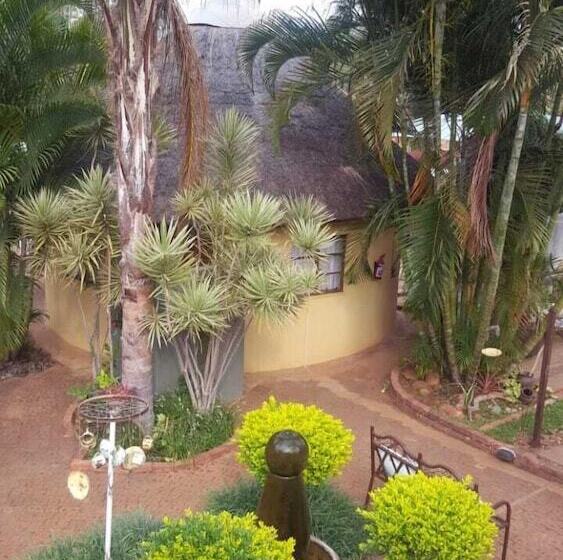 ペンション Africas Eden Guesthouse