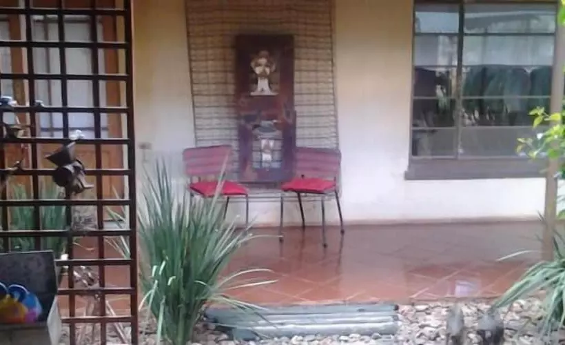 ペンション Africas Eden Guesthouse