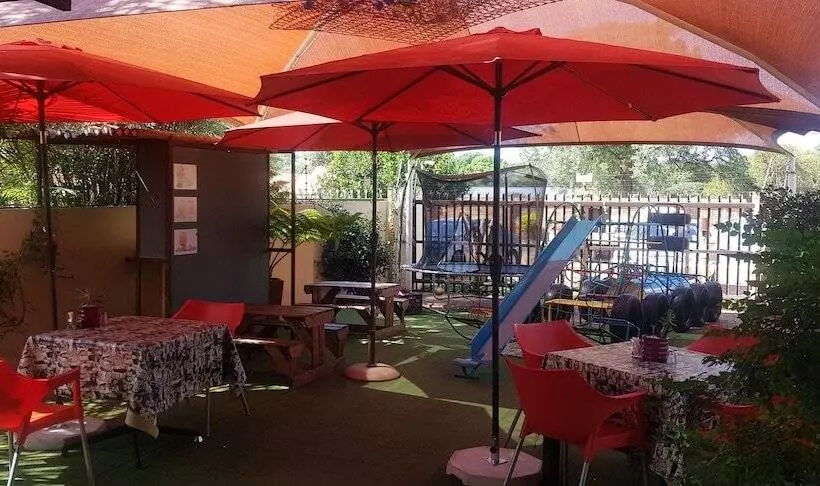 ペンション Africas Eden Guesthouse