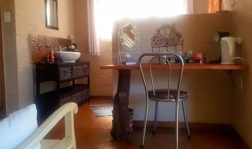 ペンション Africas Eden Guesthouse