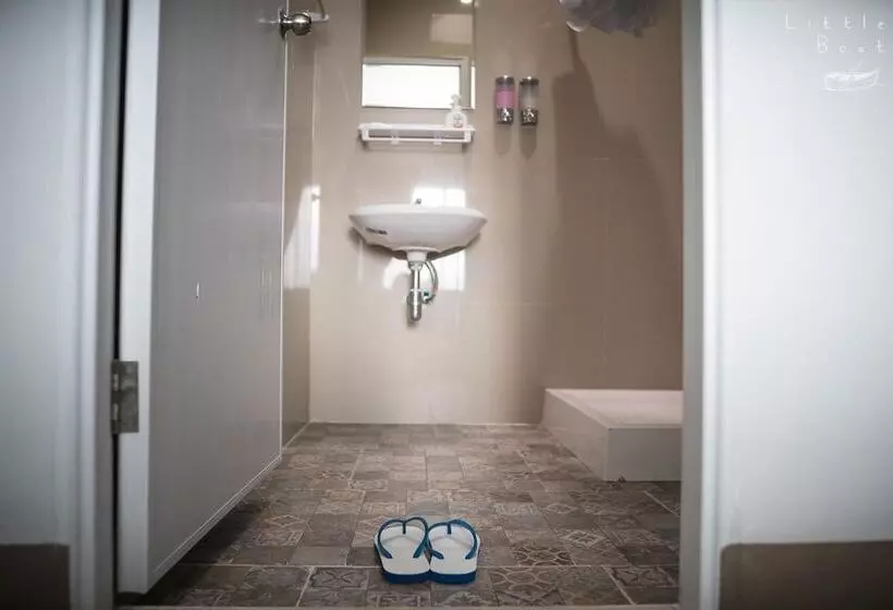 Majatalo Retro Twin Home @maesot