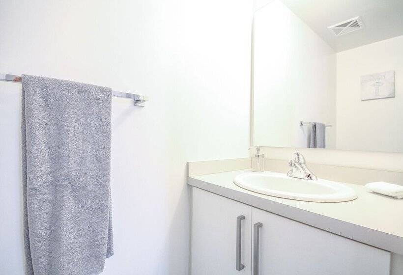 Sarkar Suites Entertainment District