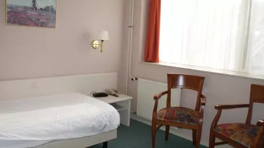 Holland Hotel Flora
