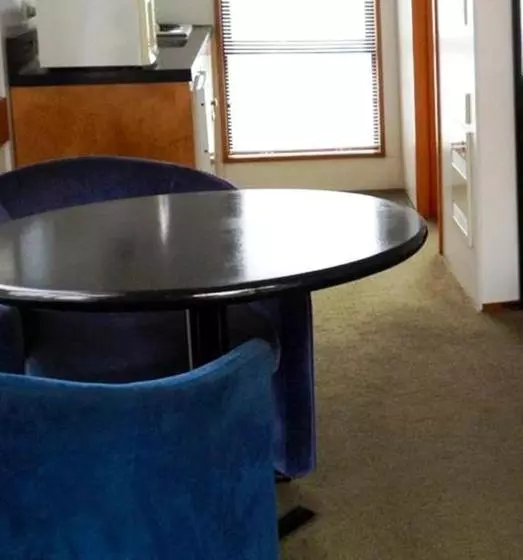 Hotelli Academy Motor Lodge