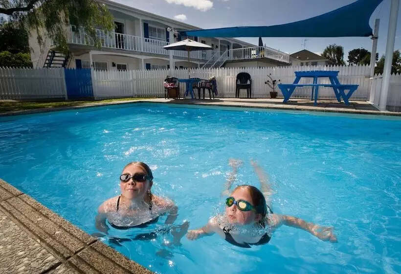 ホテル Boundary Court Motor Inn