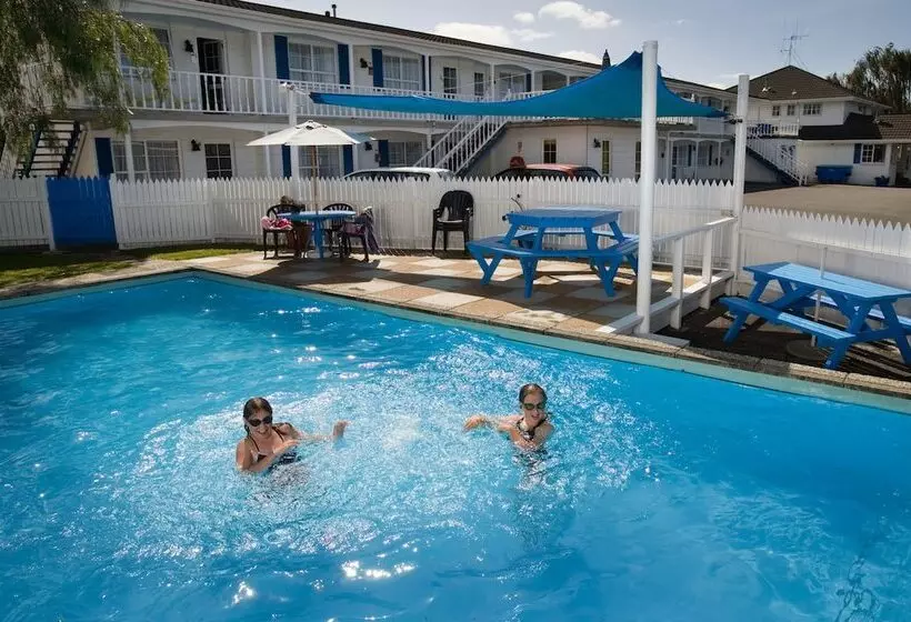 ホテル Boundary Court Motor Inn