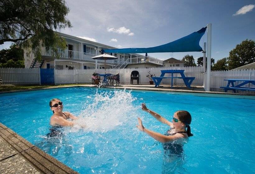 فندق Boundary Court Motor Inn