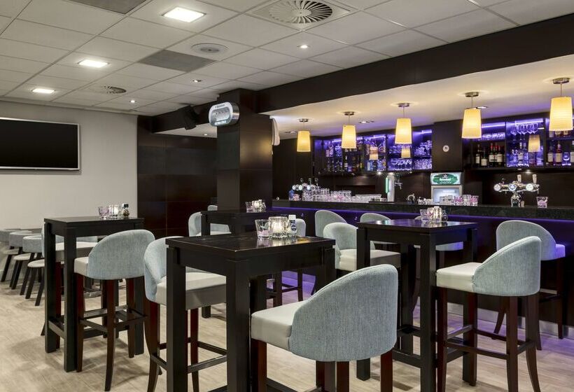 هتل NH Amsterdam Schiphol Airport