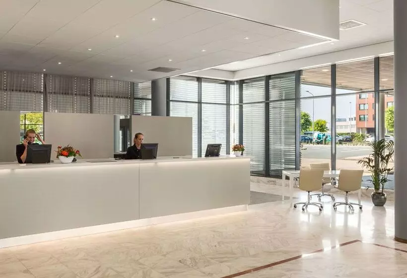 호텔 NH Amsterdam Schiphol Airport