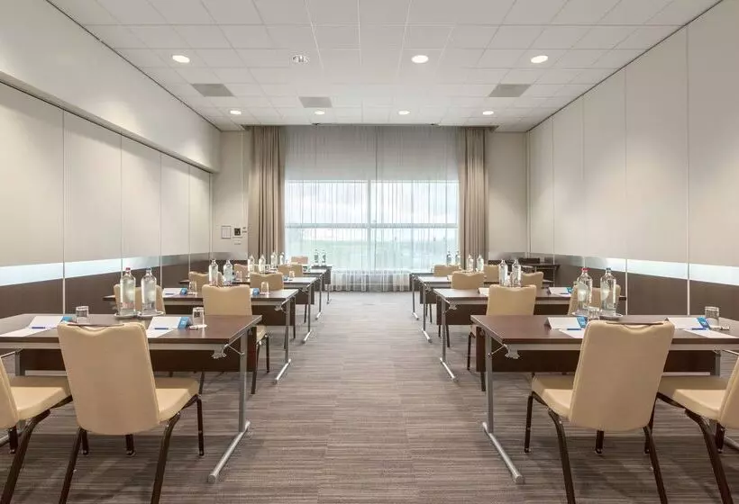 호텔 NH Amsterdam Schiphol Airport