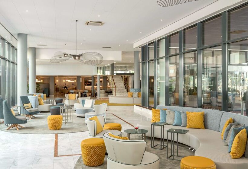 هتل NH Amsterdam Schiphol Airport