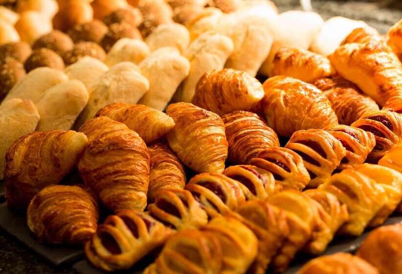 هتل NH Amsterdam Schiphol Airport