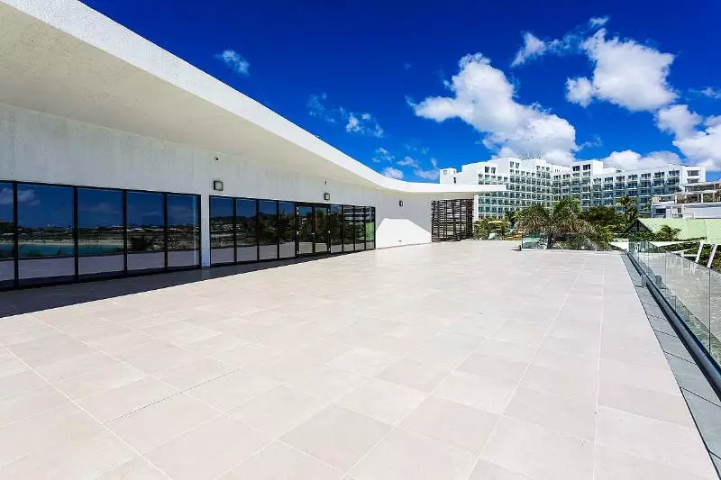 בית מלון כפרי Sonesta Maho Beach Resort And Casino And Spa