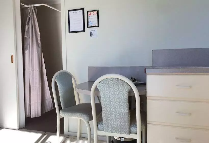 מוטל Aldan Lodge